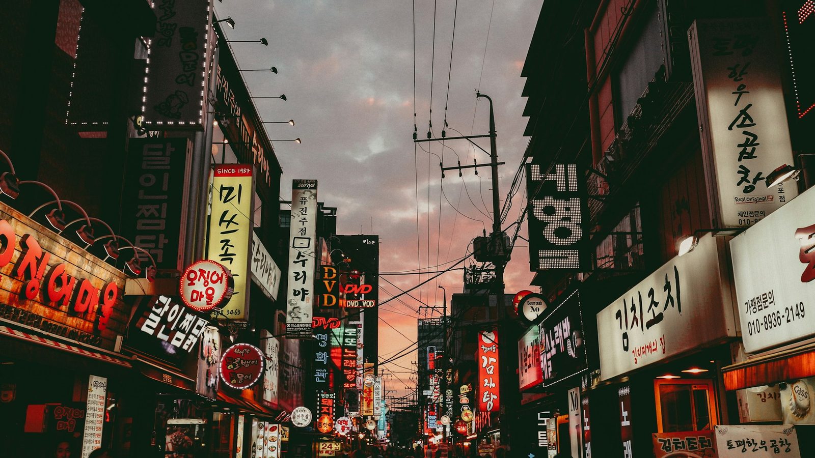5 Best Value Hotels in Sapporo Odori & Susukino: Snow-Free Tanukikoji Arcade Access and Onsen Baths